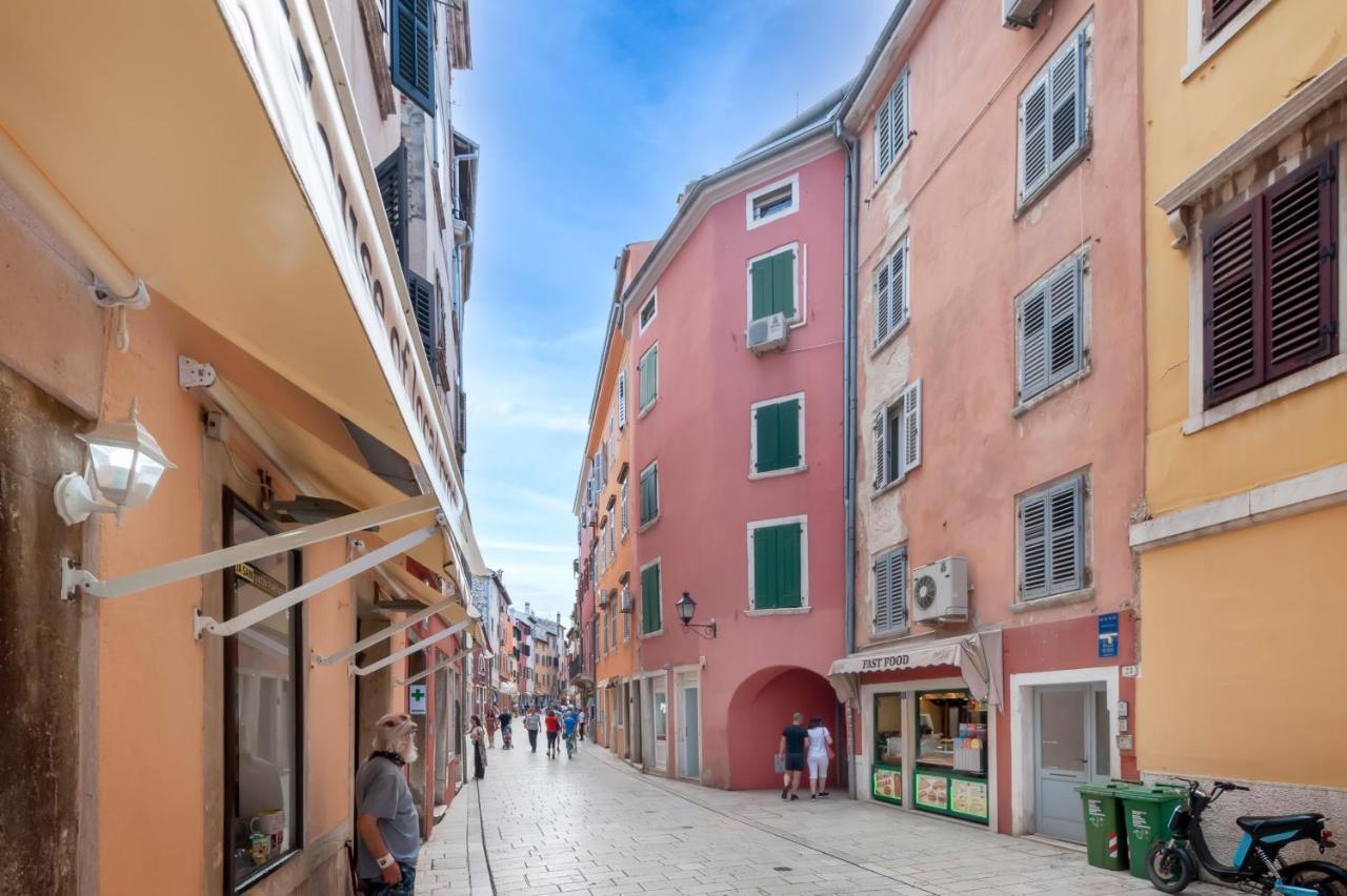 Sea View Apartment Rovinj Extérieur photo