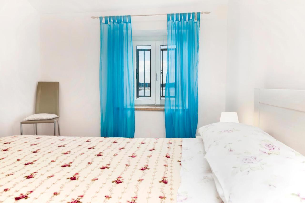 Sea View Apartment Rovinj Extérieur photo